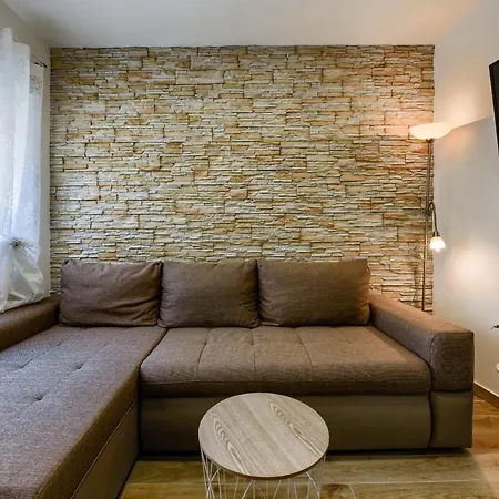 Apartment Yula *