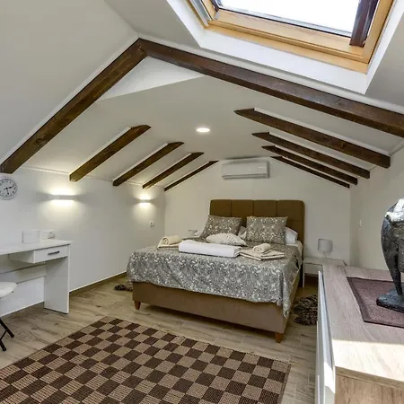 Apartment Yula *