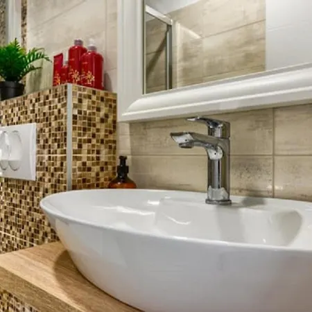 Yula Apartament